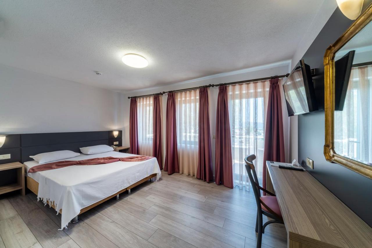 Laden Hotel Bodrum Exterior foto